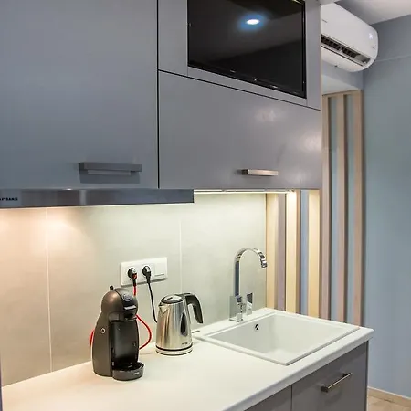Preveza Suite Stay Leoforos Irinis 84B Экстерьер фото