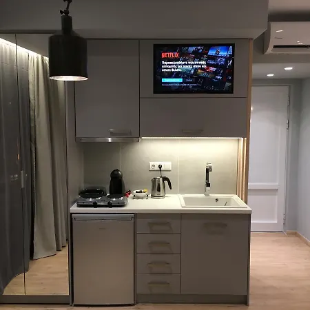 Preveza Suite Stay Leoforos Irinis 84B Экстерьер фото