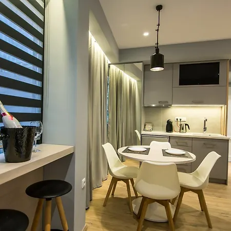Preveza Suite Stay Leoforos Irinis 84B Экстерьер фото