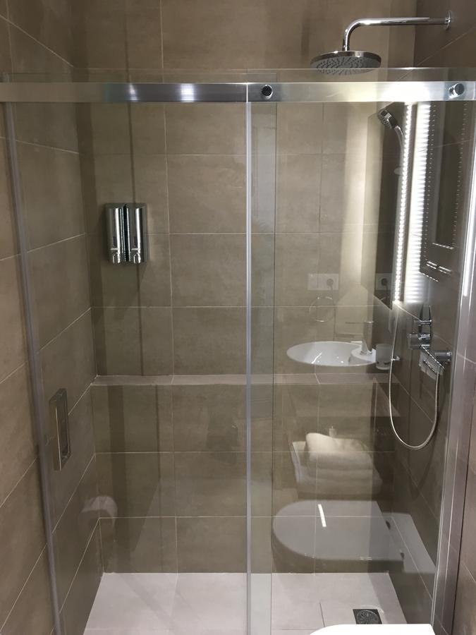 Leoforos Irinis 84b Apartment *