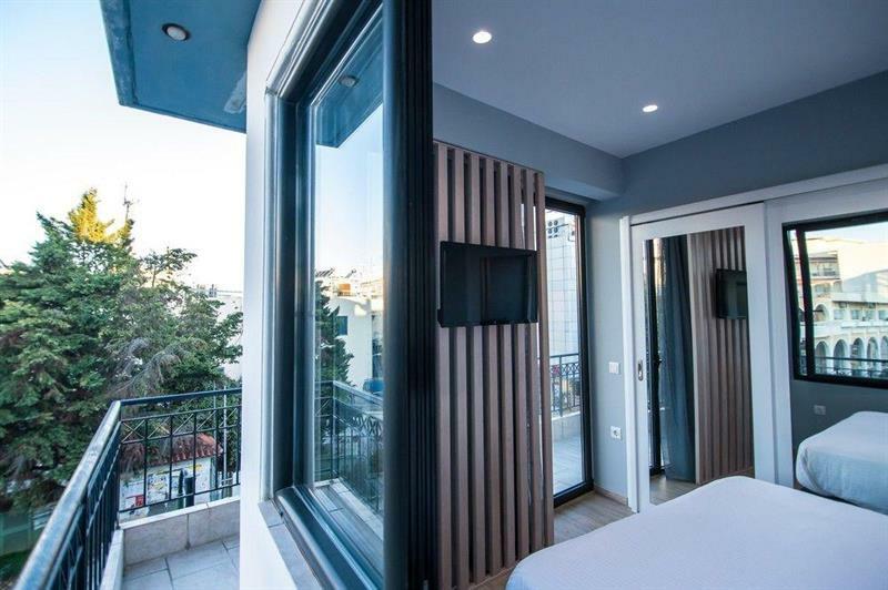 Leoforos Irinis 84b * Preveza